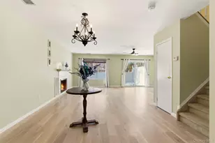 5 Deer Path, Coram, NY 11727 - Photo 8