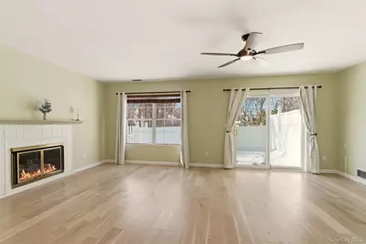 5 Deer Path, Coram, NY 11727 - Photo 10