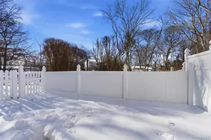 5 Deer Path, Coram, NY 11727 - Photo 22