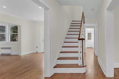 283 W Neck Road, Huntington, NY 11743 - Photo 4