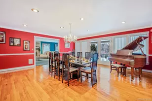 3 Moss Creek Ln, Patchogue, NY 11772 - Photo 10