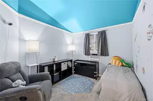 2582 Centre Ave, Bellmore, NY 11710 - Photo 18