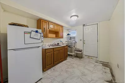 3310 Bouck Avenue, Bronx, NY 10469 - Photo 16
