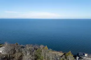 136 Beach Rd, Wading River, NY 11792 - Photo 38