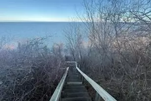 136 Beach Rd, Wading River, NY 11792 - Photo 36