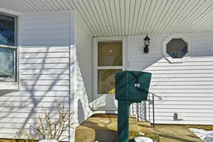 111 King St, Hicksville, NY 11801 - Photo 8