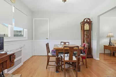 111 King Street, Hicksville, NY 11801 - Photo 16