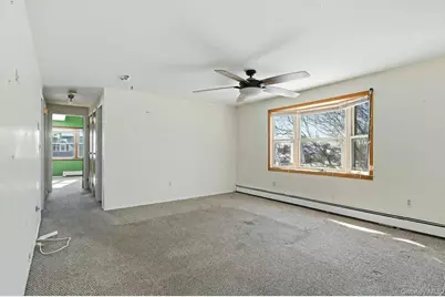 111 King Street, Hicksville, NY 11801 - Photo 26