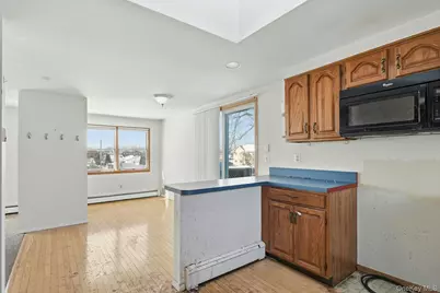 111 King Street, Hicksville, NY 11801 - Photo 32