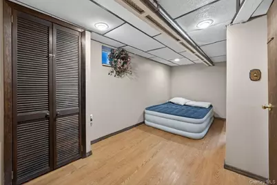 7748 74th Street, Glendale, NY 11385 - Photo 14