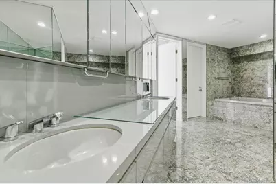 454 E Shore Road, Great Neck, NY 11024 - Photo 32