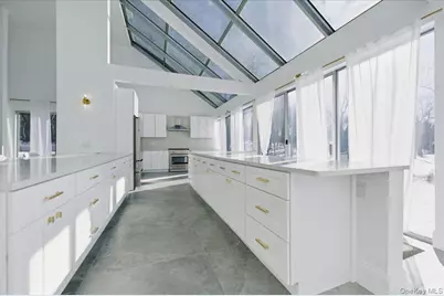 454 E Shore Road, Great Neck, NY 11024 - Photo 20