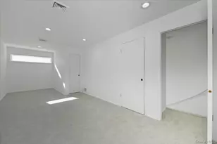 454 E Shore Rd, Great Neck, NY 11024 - Photo 36