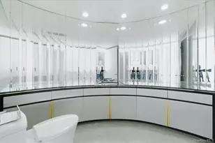 454 E Shore Rd, Great Neck, NY 11024 - Photo 22