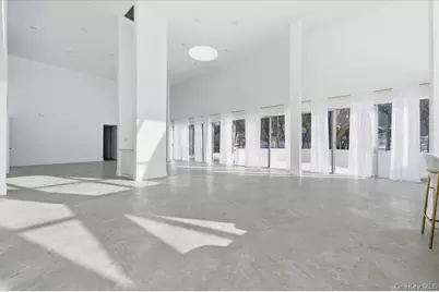 454 E Shore Road, Great Neck, NY 11024 - Photo 10