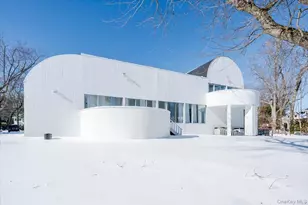 454 E Shore Rd, Great Neck, NY 11024 - Photo 40