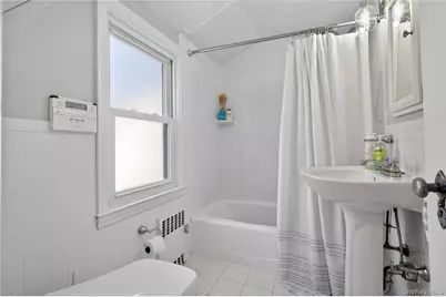 29 Babylon Turnpike, Merrick, NY 11566 - Photo 22