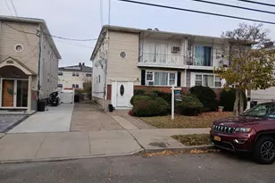 255-29 149th Rd, Rosedale, NY 11422 - Photo 2