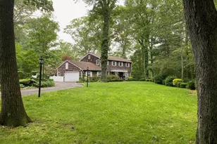 65 Avery Rd, Woodbury, NY 11797 - Photo 4