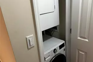 148 Hillside Ave, Manhasset, NY 11030 - Photo 14