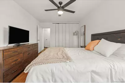 6 Birchwood Court #5B, Mineola, NY 11501 - Photo 10