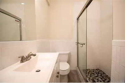 3159 Milburn Avenue #House, Baldwin, NY 11510 - Photo 18