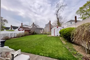 120-20 201 Pl, Saint Albans, NY 11412 - Photo 2