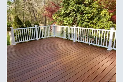 5 Mannetto Hill Road, Huntington, NY 11743 - Photo 8