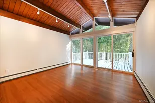 5 Mannetto Hill Rd, Huntington, NY 11743 - Photo 34