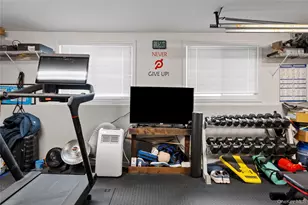 24 Jeffrey Ln, Great Neck, NY 11020 - Photo 30