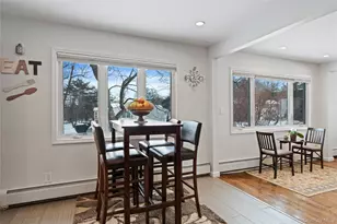 24 Jeffrey Ln, Great Neck, NY 11020 - Photo 16