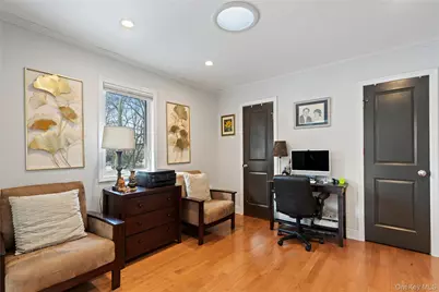 24 Jeffrey Lane, Great Neck, NY 11020 - Photo 22