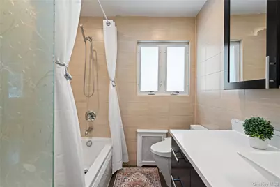 24 Jeffrey Lane, Great Neck, NY 11020 - Photo 24