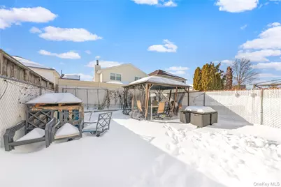 588 Yetman Avenue, New York, NY 10307 - Photo 10