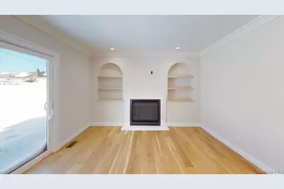 26 Essex Road, Bethpage, NY 11714 - Photo 10