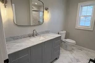 26 Essex Rd, Bethpage, NY 11714 - Photo 6