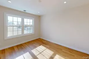 26 Essex Rd, Bethpage, NY 11714 - Photo 12