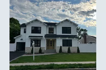 26 Essex Road, Bethpage, NY 11714 - Photo 2