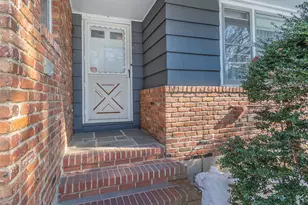 856 Glen Cove Ave, Glen Head, NY 11545 - Photo 2