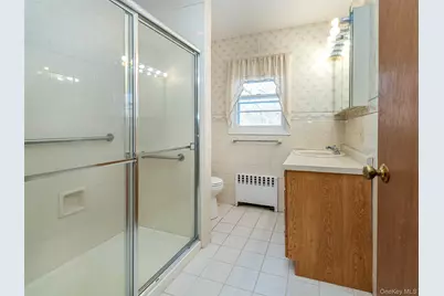 856 Glen Cove Avenue, Glen Head, NY 11545 - Photo 22