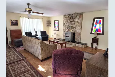 22 Hill Road, Saint James, NY 11780 - Photo 6