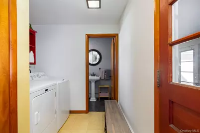 29 McAllister Drive, Pleasant Valley, NY 12569 - Photo 8