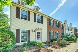 12 Brook Dr, Washingtonville, NY 10992 - Photo 2