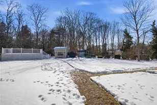 142 Jamaica Ave, Medford, NY 11763 - Photo 30