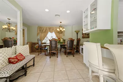 142 Jamaica Avenue, Medford, NY 11763 - Photo 12