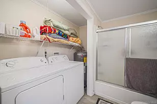 126 Village Cir W, Manorville, NY 11949 - Photo 12