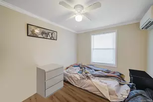 126 Village Cir W, Manorville, NY 11949 - Photo 8