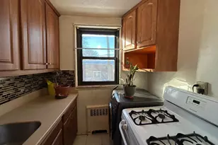 16-41 160, Whitestone, NY 11357 - Photo 22