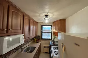 16-41 160, Whitestone, NY 11357 - Photo 20