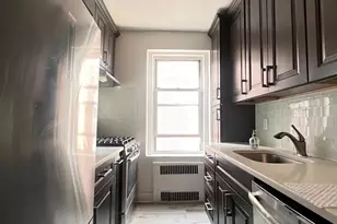 63-109 Saunders St, Rego Park, NY 11374 - Photo 12